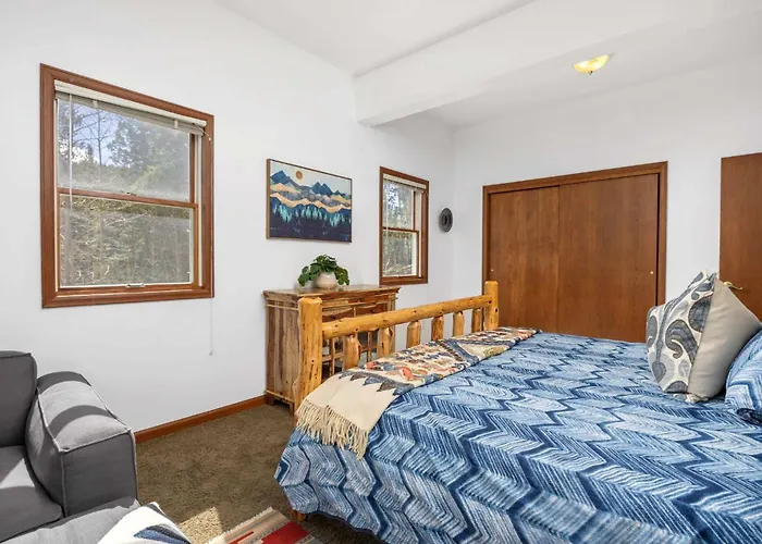 Panoramic View Home With Hot Tub & Game Room
