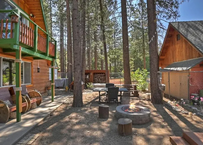 Bear Country Retreat, Fawnskin Near The Lake