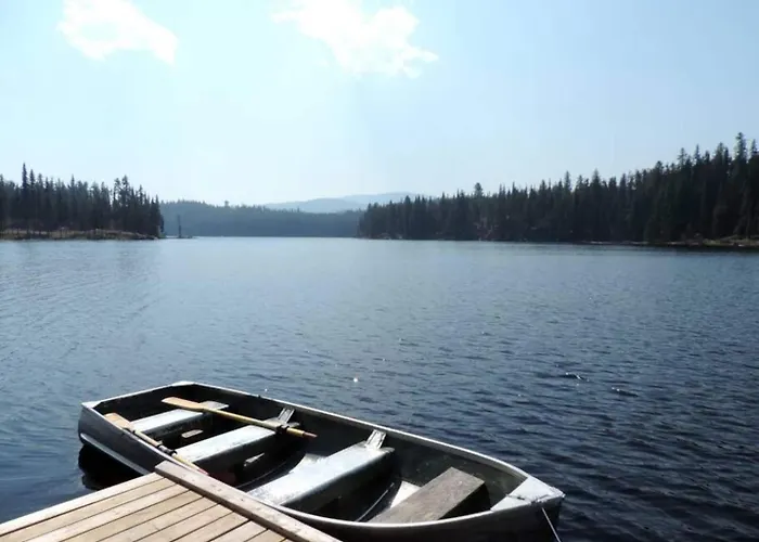 Idabel Lake Getaway Near Kelowna & Big White