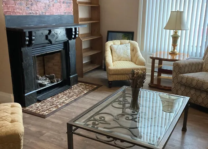 Entire Big Family Home Close To Zoo And Events - Private Patio And Firepit