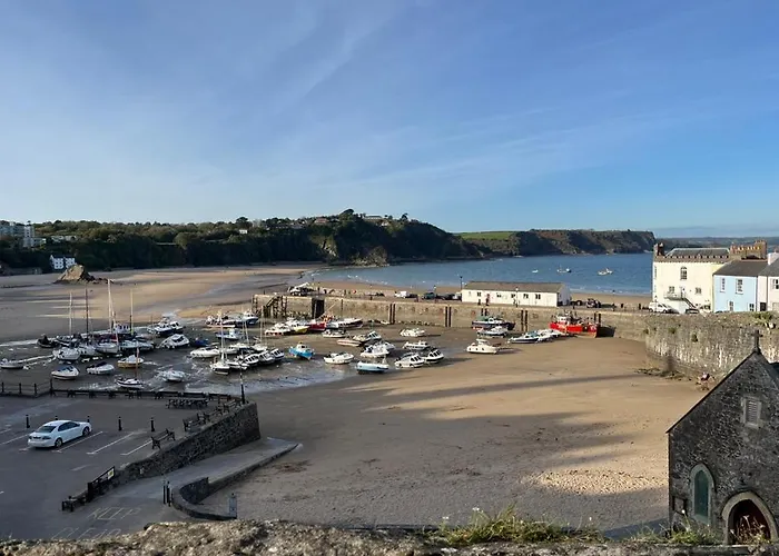 Ship Cottage Tenby Beach 50M
