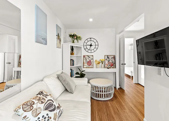 2Br Home Near Suncorp In Paddington Freeparking