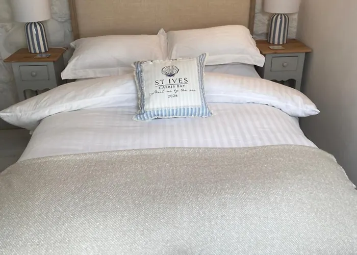 Sea-Ah-Na Side Cottage - Steps From The Beach Grade II Listed Refurbished Romantic Getaway