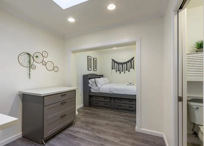 Marbella Lane - Adorable And Quiet Studio