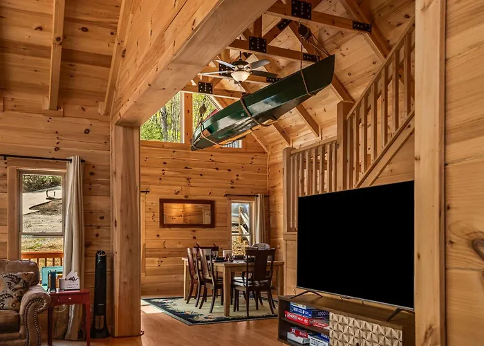 Modern Asheville Cabin Retreat