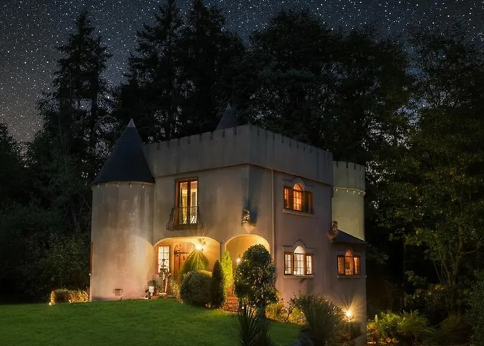 Magical Retreat At The Enchanted Vashon Castle