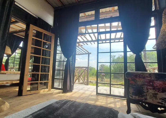 Thecabinsnanyuki
