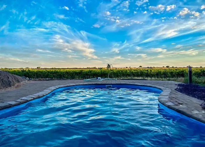 Bezalel Estate Country House