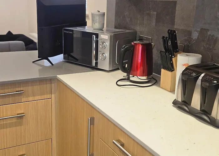 Four Bedroom House Chandos Road
