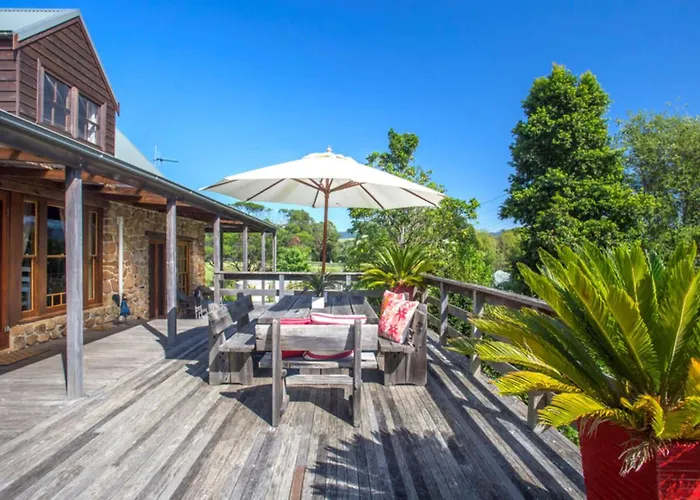 Stone Cottage - Vineyard Estate W. Fireplace