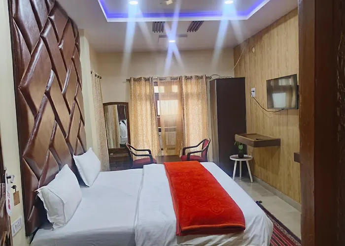 Hotel Avadh Balrampur