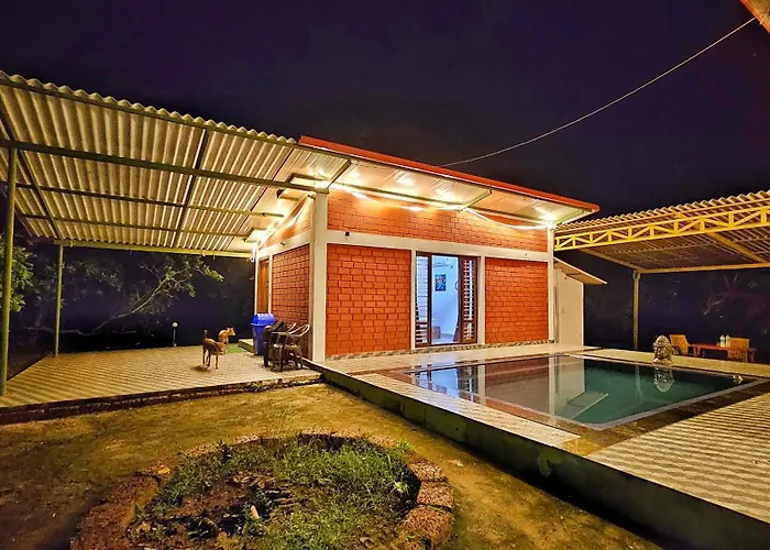 Farmhouse With Pool - Kalavady Farmstay