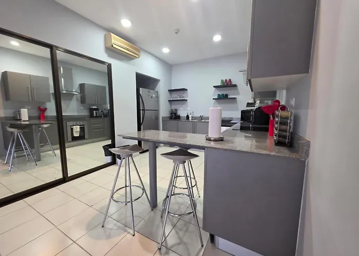 Jaco Bay Condo 2Br Pool, Beach Steps And Security