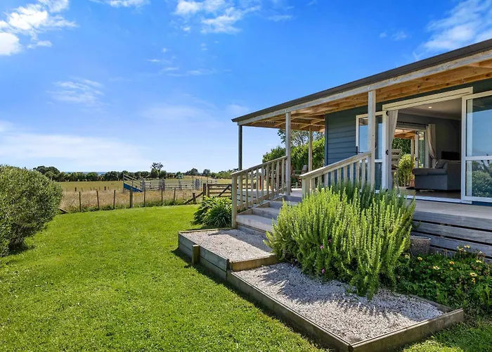 Weld Cottage - Sustainable Lifestyle Property