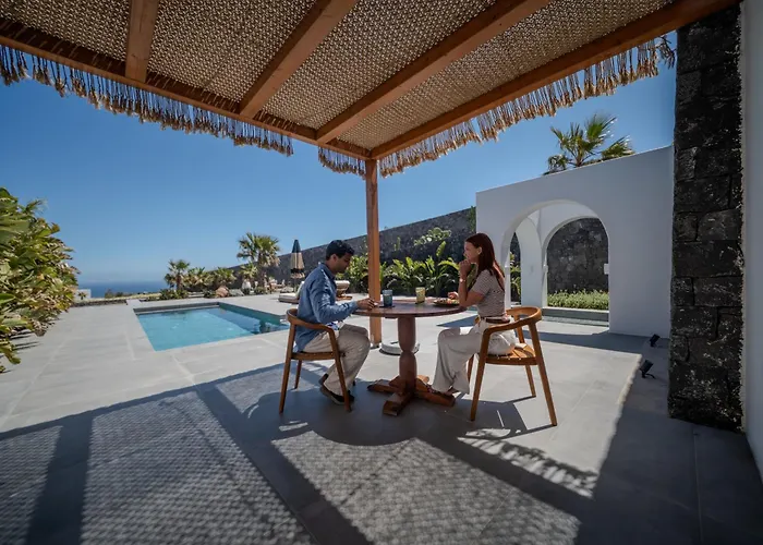 Numa Santorini