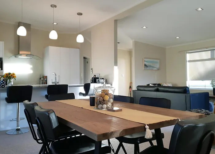 Escape To Buller - Enjoy A Relaxed Holiday Vibe