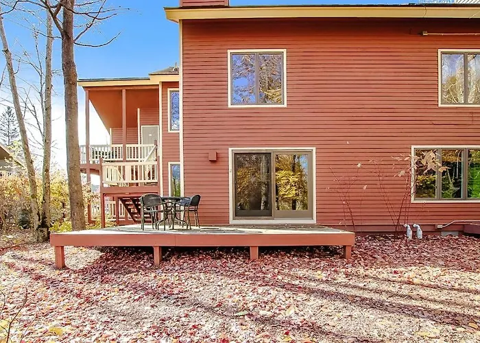 Crystal Mountain Condo - Wintergreen 535