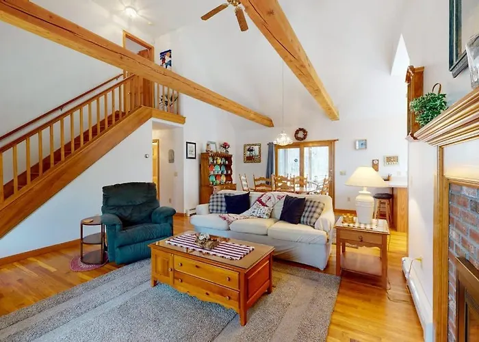 The Tranquil Heron Cottage