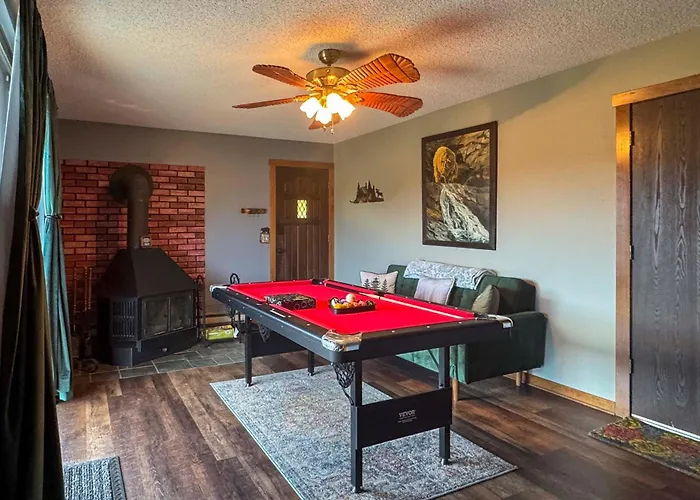 3Br Cabin Near Rmnp | Sweeping Views + Fireplace