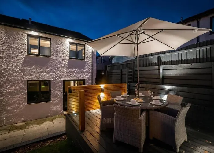 Rockside - Luxury 1 Bedroom Home With Hot Tub, Parking, Pet Friendly And Use Of Off Site Pool And Gym Facilties