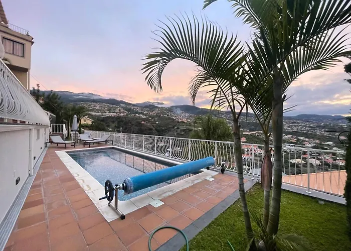 Casa Del Mar