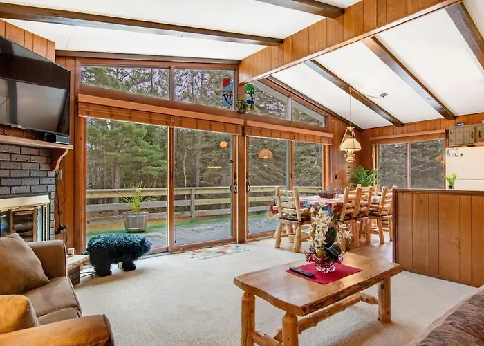Catfish Lake Home