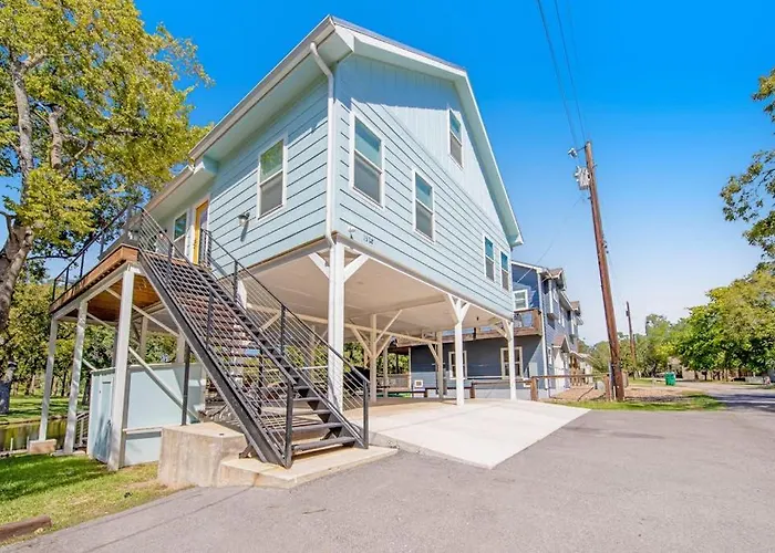 Lakefront Dog-Friendly Home With Kayaks, Sup'S, Huge Screened Porch
