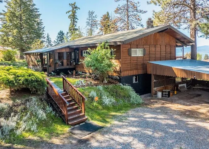 Hilltop Hideaway