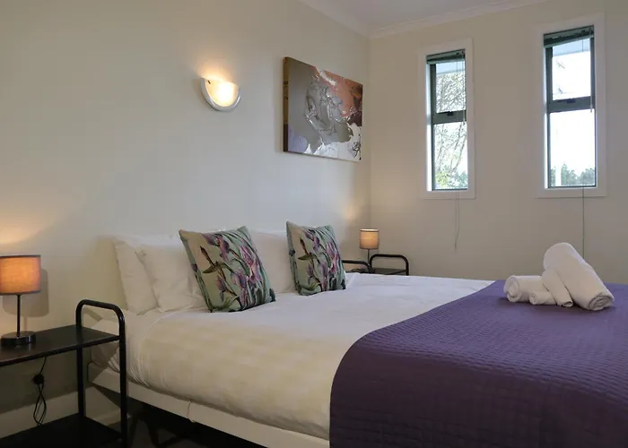 Spectacular Views, Convenient, Affordable - Kk17129