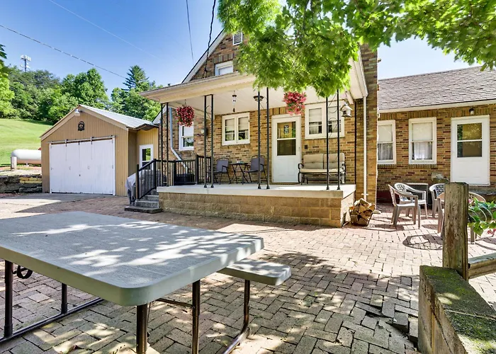 Game Room + Patio: Hilltop Home In Hocking County