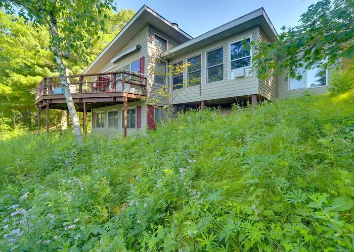 Lakefront Osceola Vacation Rental - Dogs Welcome!