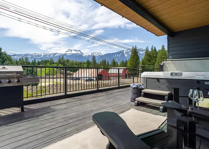 Revy'S Peak Condo - Hot Tub With View