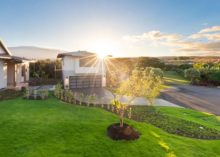Mauna Kea Beach Escape: Luxurious Private Pool Villa with Ohana Suite