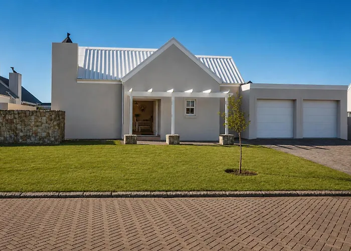 Trafford Cottage On Kingswood Golf Estate