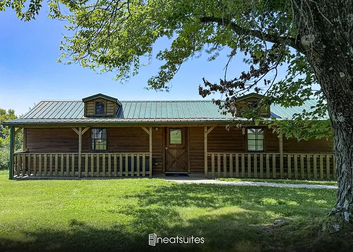 Open Concept Cabin For 2 - Near Ark Encounter!