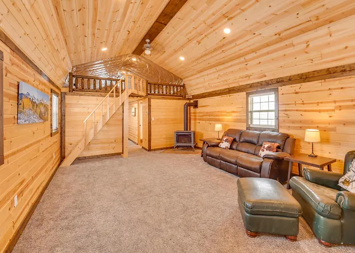 Near Hunting: Cozy Cabin W/ Deck In Grass Range!