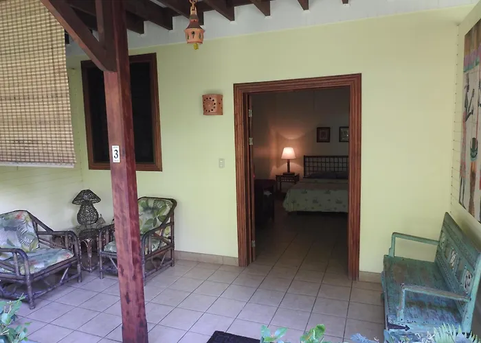 Playa Negra Guesthouse