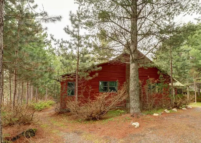 Lakefront Home With Private Dock, Pebble Beach & Enclosed Porch - Dogs Welcome