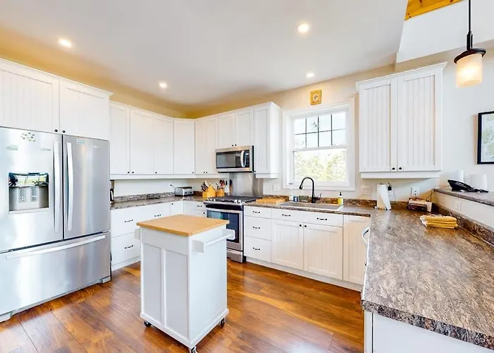 Secluded Hilltop Home With Beautiful Cadillac Mountain View And Multiple Decks
