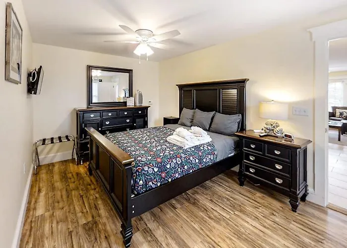 Water-View Condo At Sheepscot Harbour Resort With Deck, Full Kitchen, And Wifi
