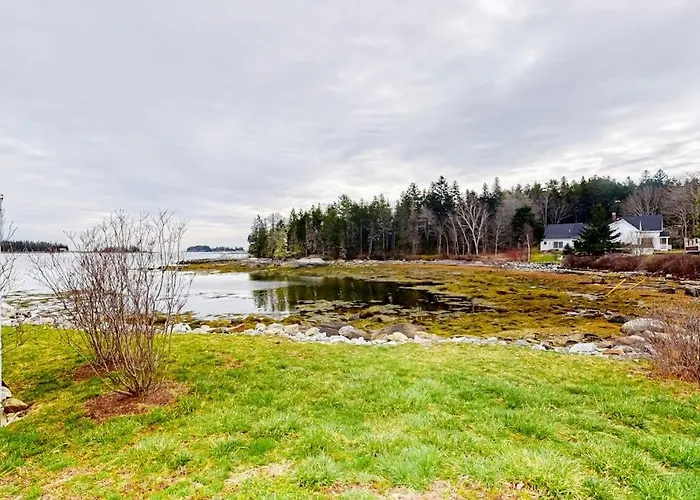 Dazzling Ocean-View House With Fireplace, Deck, Firepit, Central Ac, & W/D