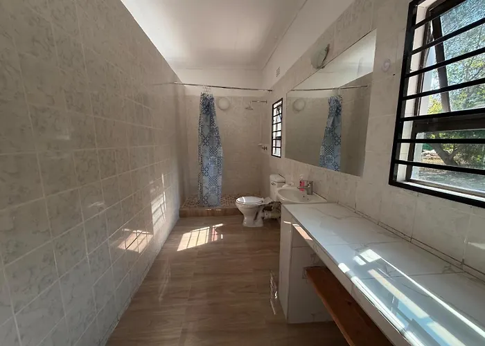 Jacobsen Bungalow In Maun, Boronyane