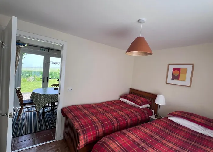 Tornaroan Cottage