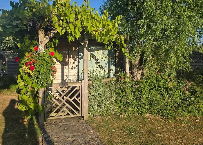 Crown Cabin Wiltshire Near Longleat And Bath