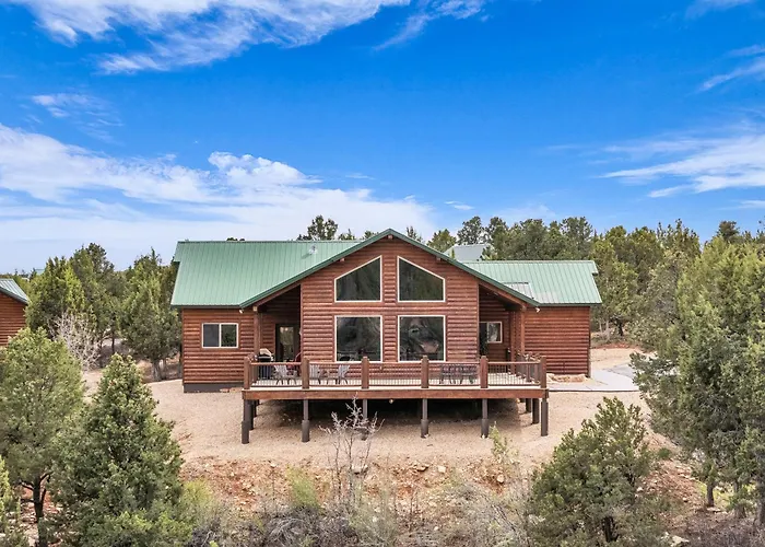 Escape To Tranquility: Amazing Cabin Near Zion