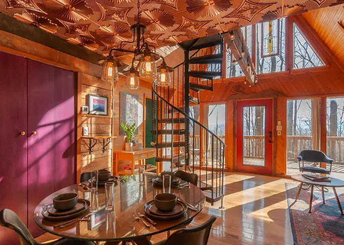 Honeycomb Hideaway By Avantstay