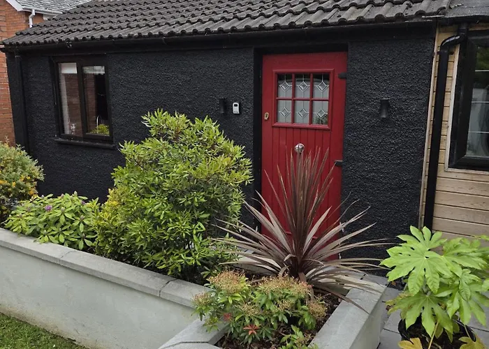 Garden Lodge
