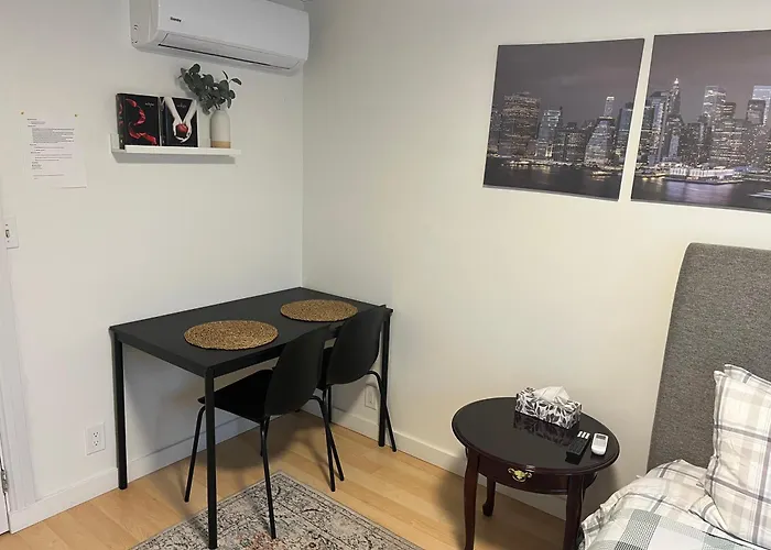 Cozy Escape In The City
