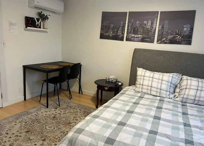 Cozy Escape In The City