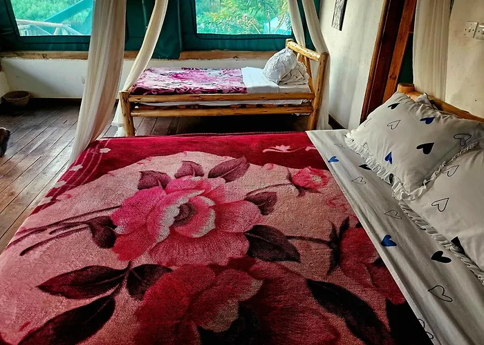 Entale Safari Camp Queen Elizabeth National Park